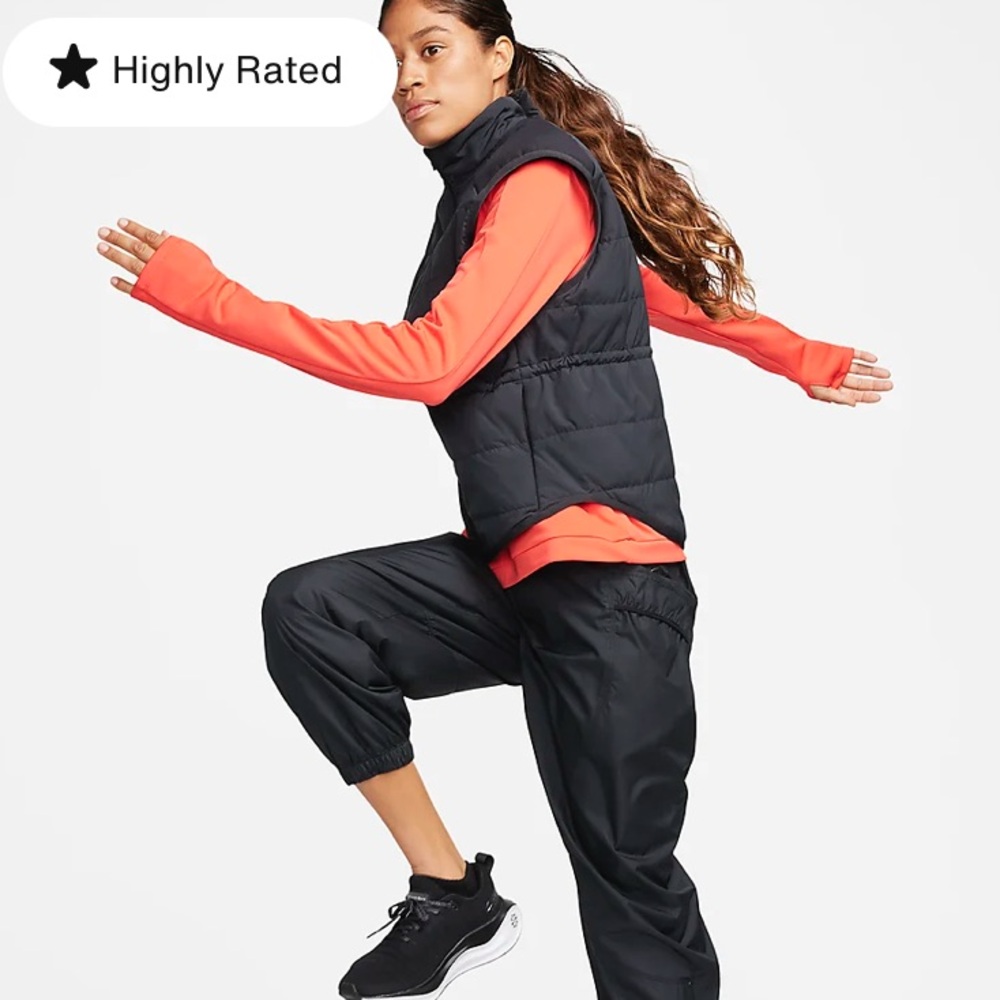 Nike Therma-FIT Swift Women's Running Vest Large black NWT perfect condition